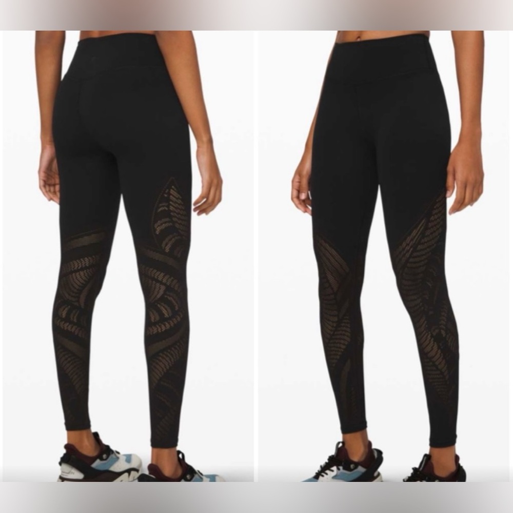 Lululemon Reveal Tight 26" *Aurora
Size 4 black
